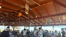 Nis kampi ditor për fëmijë në plazhin e Semanit, Fier