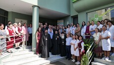 Kryepeshkopi Joan prezanton drejtorin e ri të klinikës Ungjillëzimi