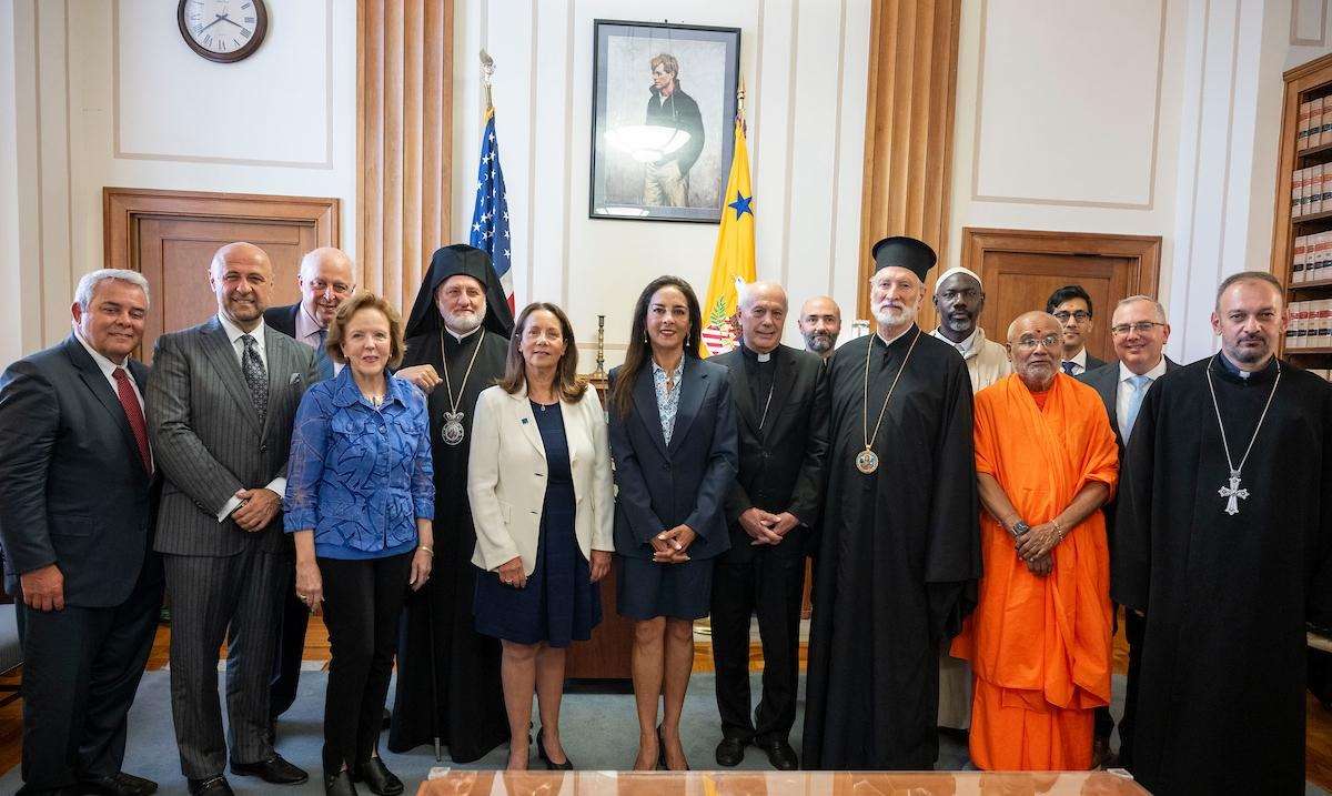 Kryepeshkopi Elpidhoforos pranishëm në përurimin e memorialit në New York - photo 1