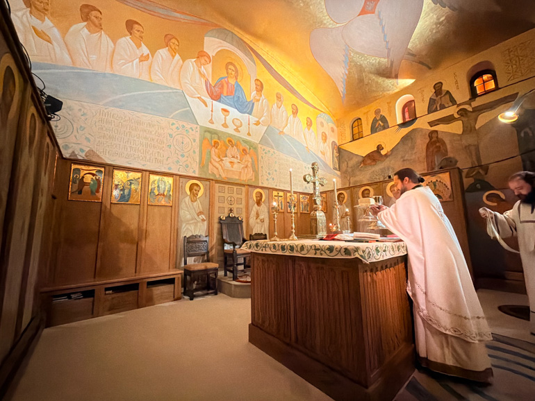 Patriarku Vartholome drejtoi liturgjinë në Manastirin e Essex-it - photo 16