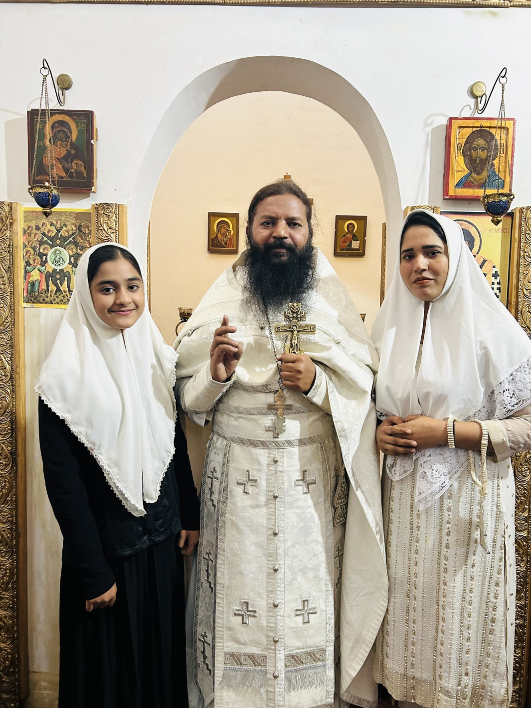 Ati Kirill Amir nga Pakistani tregon rrugën drejt priftërisë ortodokse - foto 4