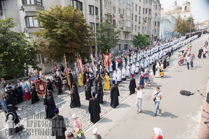 All-Ukrainian Cross Procession ends in Kiev (VIDEO)