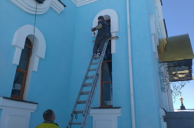 Avdeyevka churches of UOC being restored after shelling