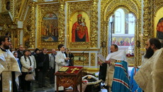 Funeral service for Ukrainian poet Borys Oliynyk held at Kiev-Pechersk Lavra