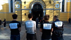 Students of the pedagogical university are driven to the prayer service of Kyiv Patriarchate instead of lessons