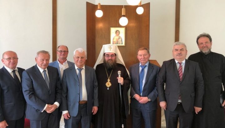 Kravchuk and Kuchma ask Primate of Czech Lands to support SLC