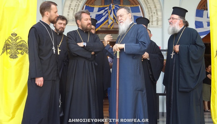 Metropolitan Hilarion of Volokolamsk and Metropolitan Dionysios of Corinth. Photo: 