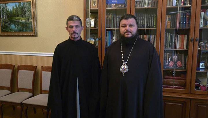 Archbishop Ephraim (Yarinko) of Berdiansk and the Littoral and Archpriest Alexander Tiutiuma. Photo: eparhiya.com.ua