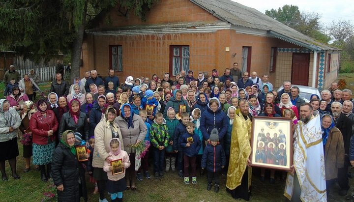 UOC believers of vlg. Chetvertnia, Volyn region. Photo: press service of the Volyn Eparchy