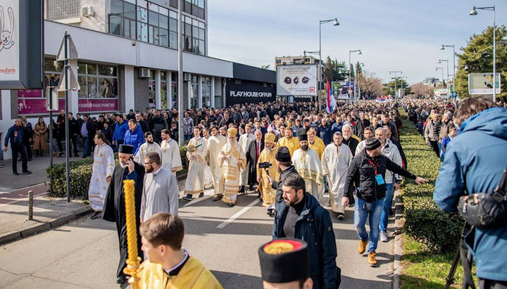 A cross procession in Podgorica with the participation of His Beatitude Metropolitan Onuphry. Photo: UOJ