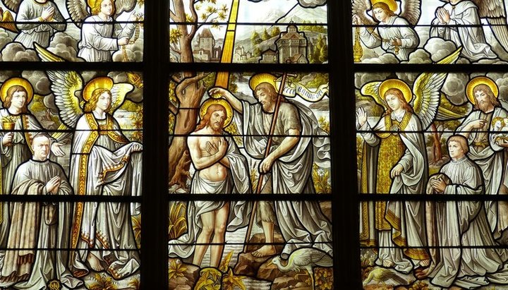 The ideologist of the movement for racial equality in the United States demands that all murals and stained glass windows of "white Jesus, and his European mother, and their white friends" should come down. Photo: get.pxhere.com