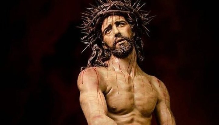 An anti-racist activist from Germany demanded to ban the images of Christ. Photo: twitter.com/BemboJoao