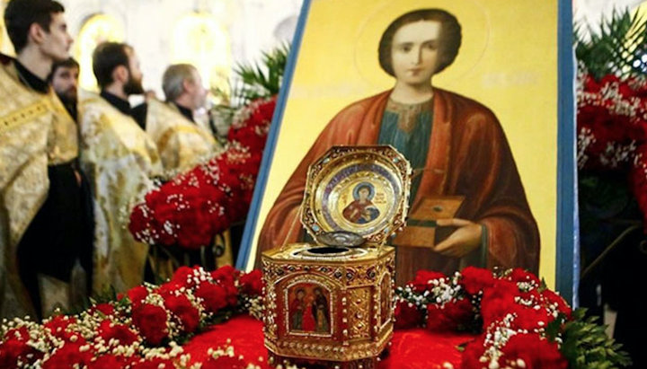 On St. Panteleimon’s Day, the UOC will pray for doctors. Photo: orthodox-medical.org.ua