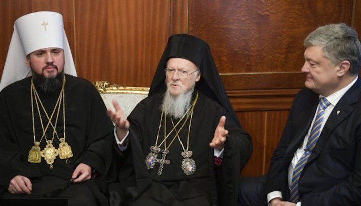 Epiphany Dumenko, Patriarch Bartholomew and Petro Poroshenko. Photo: nation-news.ru