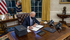 Biden issues gender discrimination order