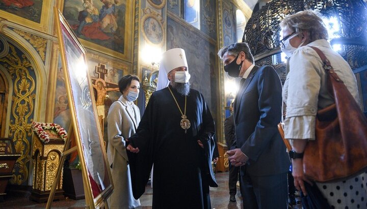 US Secretary of State with Epiphany at the Cathedral of the OCU. Photo: pomisna.info