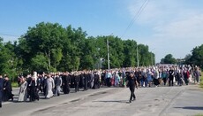 UOC hierarch: I want Patriarch Bartholomew to see our cross processions