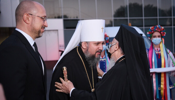 Denis Shmyhal, Epiphany Dumenko and Patriarch Bartholomew. Photo: pomisna.info