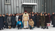 1000 days of prayer standing in defence of church in Mykhalcha