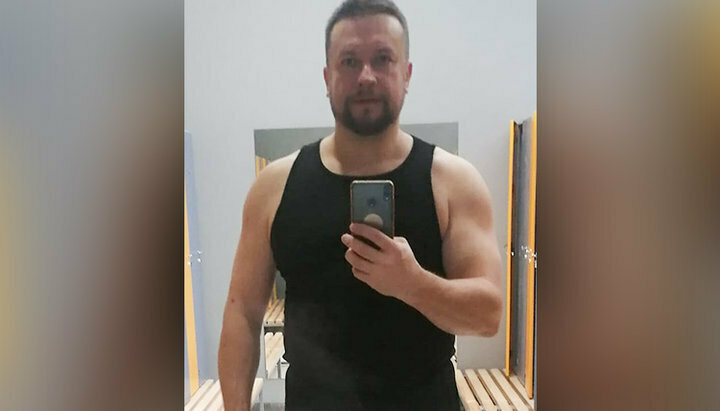 Adrian Kulik taking a selfie in the gym. Photo: Kulik's Facebook page