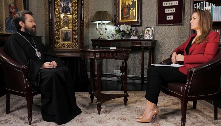 Metropolitan Hilarion and the host of the programme "Church and World". Photo: DECR MP Telegram channel