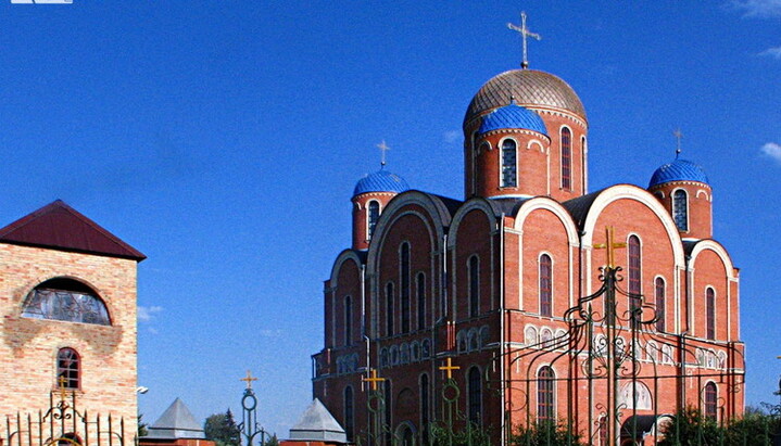 Raiders leave the territory of the Cathedral in Boryspil