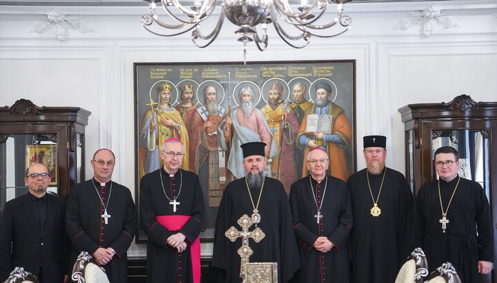 Dumenko tells Polish bishops of RCC that no one infringes on UOC’s rights