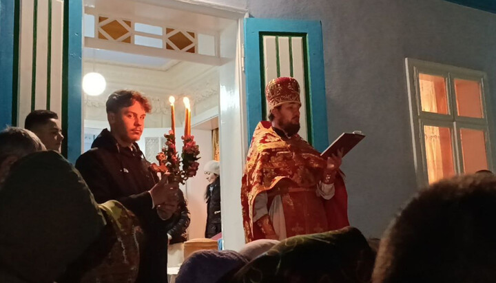 Easter Liturgy in Zadubrivka. Photo: t.me/orthobuk