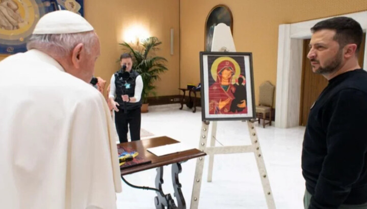 Zelensky's gift to the Pope. Photo: ctnews.ru