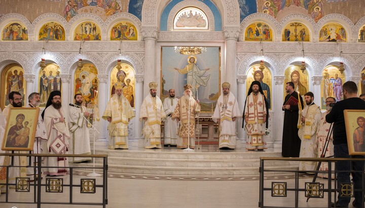 The Primate and bishops of the Church of Albania. Photo: Facebook of the Albanian Church