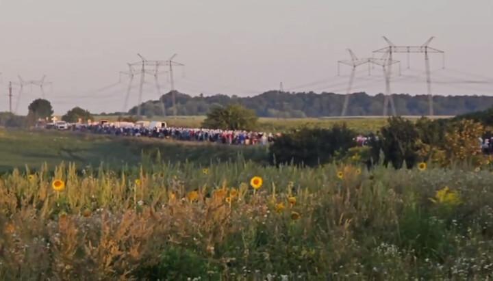 Religious procession of the UOC in the Ternopil region. Photo: Telegram channel 