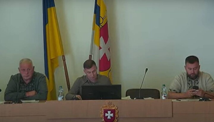 A session of the Rivne regional council on 22 September 2023. Photo: a video screenshot of the regional council’s press service 