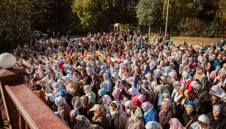 Feast of the Intercession of the Virgin Mary in the St. Nicholas Church of the UOC in Khmelnytskyi. Photo: Khmelnytsky Eparchy's Facebook page