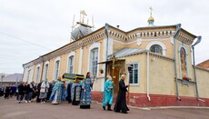 Cherkasy temple call believers for prayer standing after attempted seizure