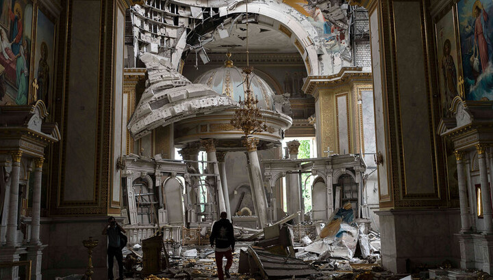 The Transfiguration Cathedral of the UOC in Odesa after Russian shelling. Photo: Jae C. Hong/AP