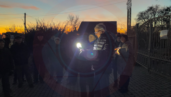 A gathering to liquidate the UOC community in Kalush. Photo: "Informator"