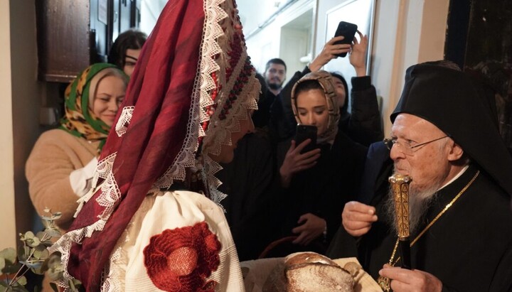 Patriarch Bartholomew's meeting at the St Andrew's Metochion of the Vatopedi Monastery in Istanbul. Photo: orthodoxtimes.com