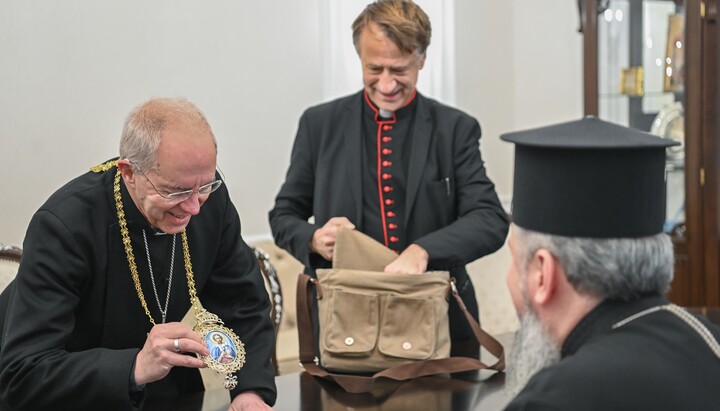 Justin Welby and Serhiy Dumenko. Photo: OCU website