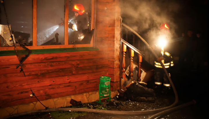 Fire in the refectory of the temple. Photo: State Emergency Service