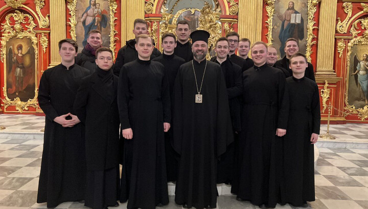 Exarch of the Phanar with Uniate seminarians. Photo: website of the Tridentine Seminary of the UGCC