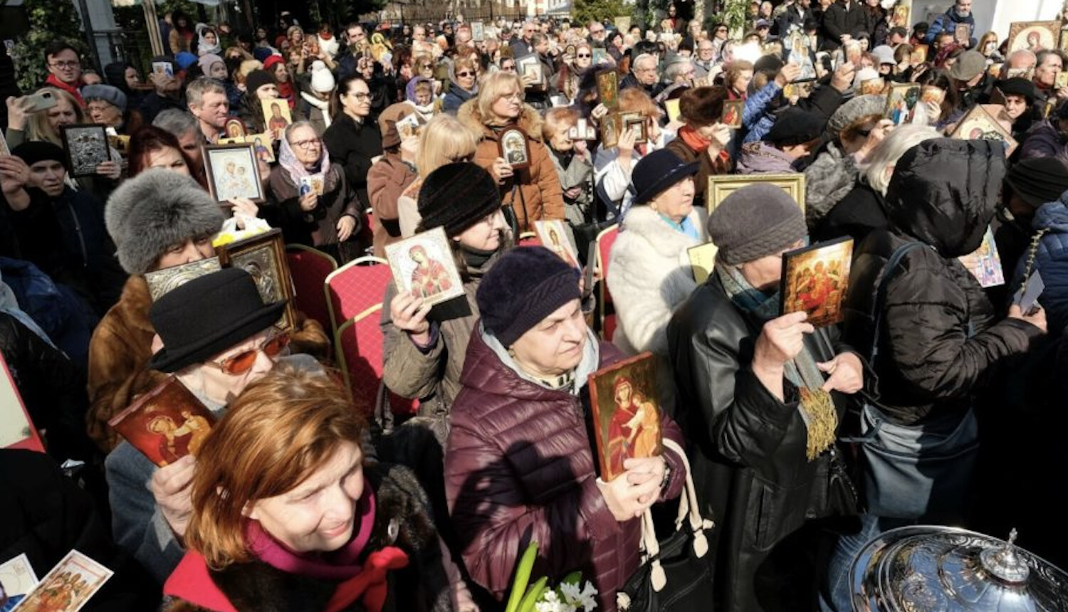 Synod of Romanian Church: A home or temple without an icon is like a desert