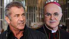 Mel Gibson to Abp. Viganò: Being excommunicated by Pope Francis is an honor