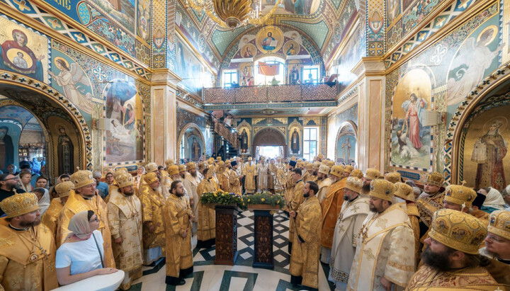 Festive service at the St. Agapit Church in the Kyiv-Pechersk Lavra. Photo: church.ua