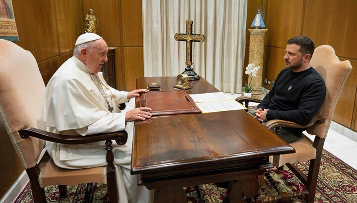 Pope Francis and Volodymyr Zelensky. Photo: Vatican Media