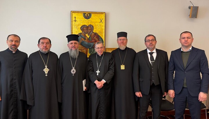 Representatives of the OCU meeting with Cardinal Koch. Photo: OCU