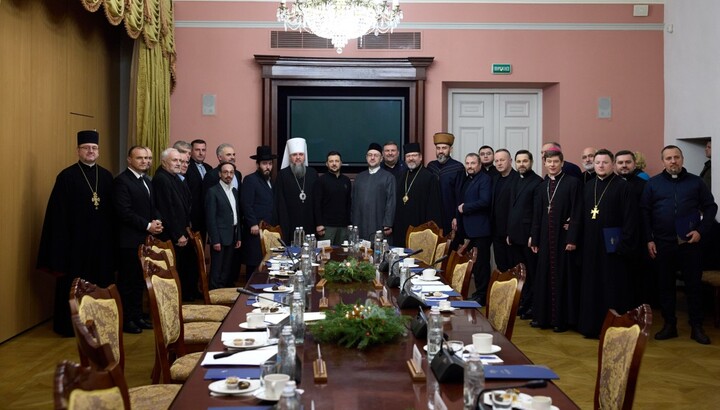 Zelensky's meeting with UCCRO members. Photo: Presidential Office website