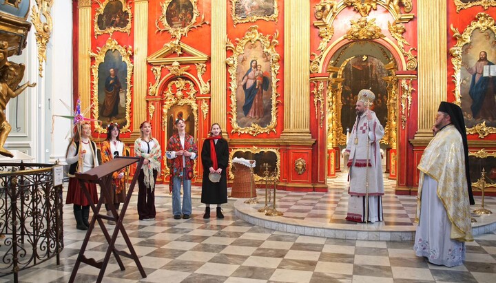 The Exarch of the Ecumenical Patriarchate, Bishop Michael of Comana, celebrated the Christmas Liturgy on January 7 at St. Andrew’s Church in Kyiv. Photo: Facebook