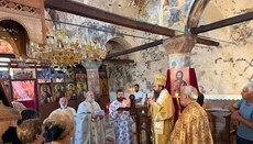 Mitropoliti i Korçës meshoi për herë të parë në Manastirin e Vithkuqit