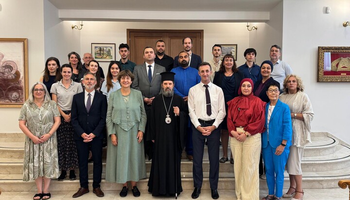 Kryepiskopi Joan priti në Tiranë pjesëmarrësit e forumit europian Religions for Peace