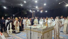 Patriarku Theofil kremtoi Liturgjinë në malin Thavor
